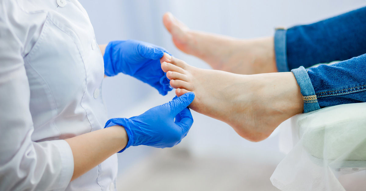 podiatry best foot pain relief, injured foot, BodyViva, podiatry